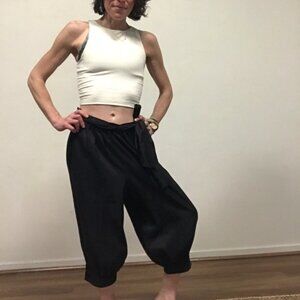Vintage Black Capri Pants with Waist Tie